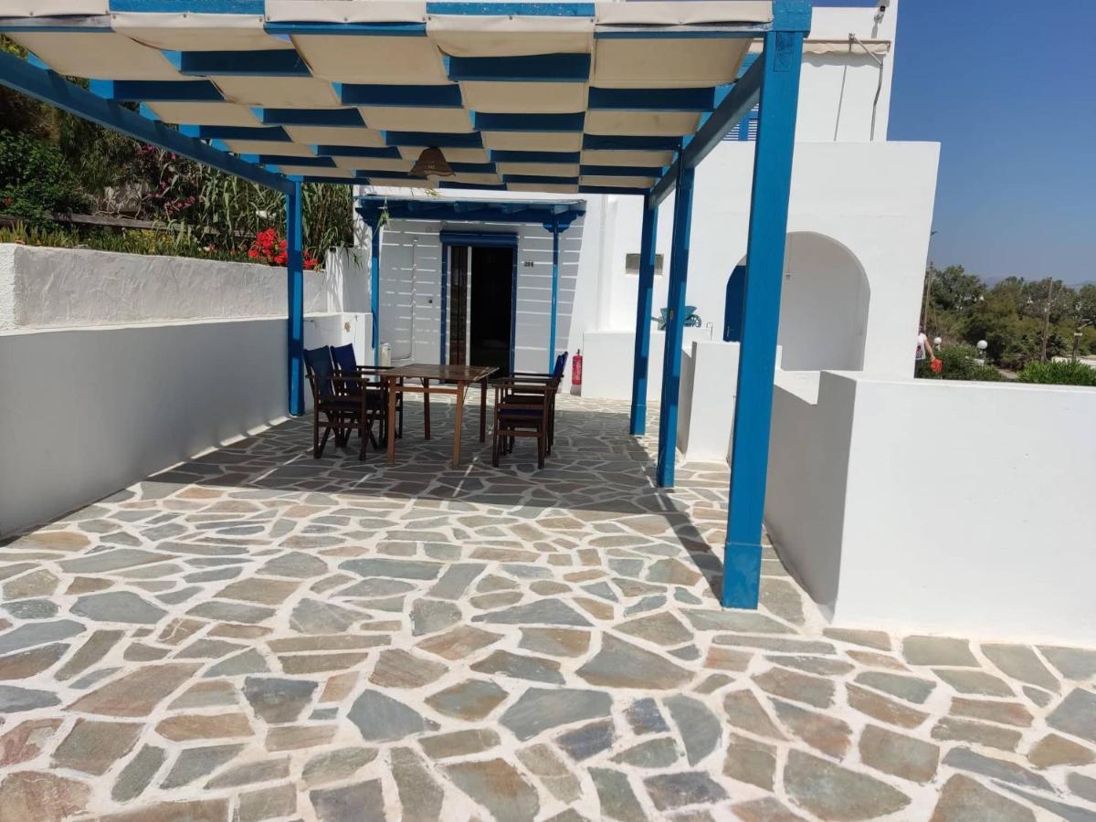 Koulas - Red Aparthotel