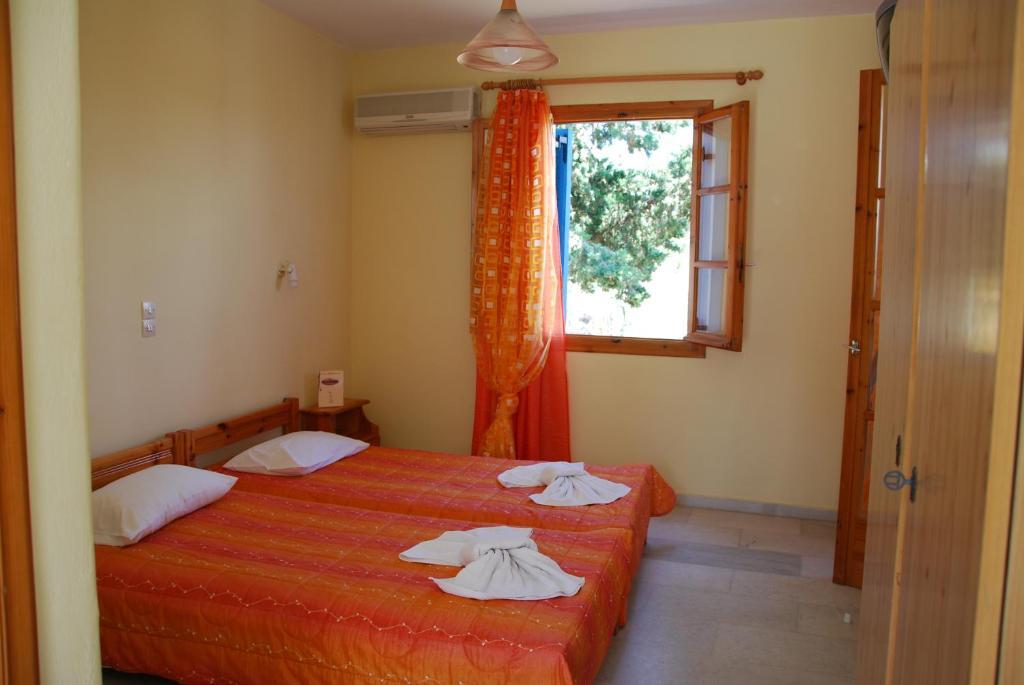 Koulas - Red Aparthotel Agios Prokopios (Naxos)