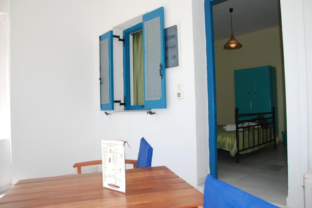 Koulas - Red Aparthotel